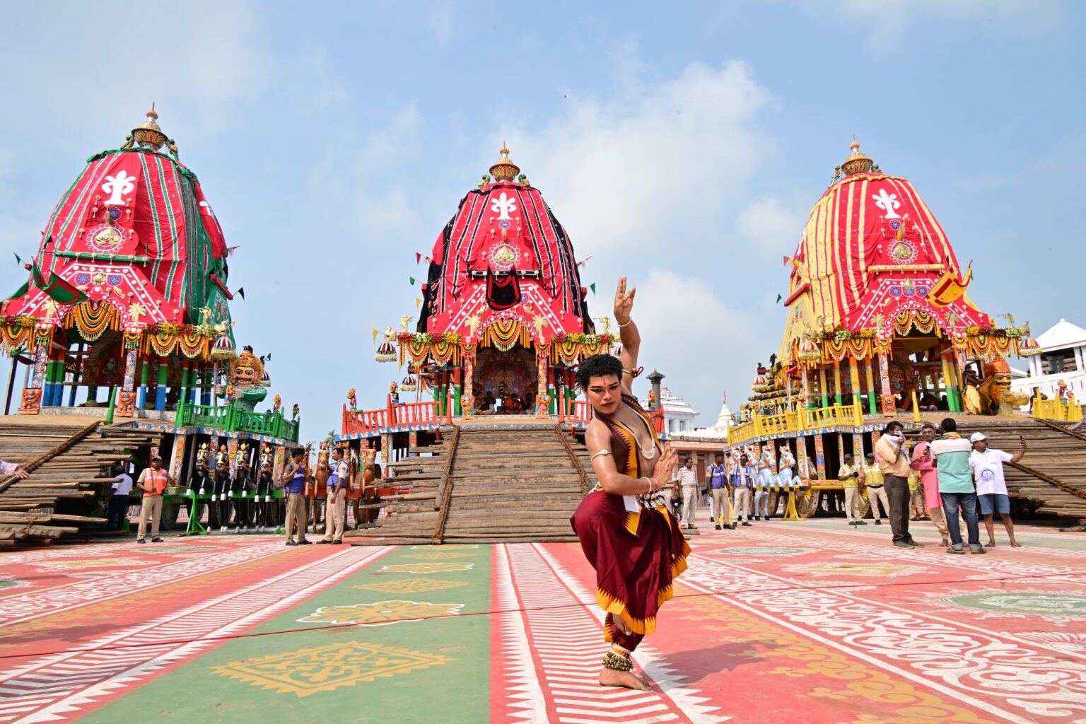 The Symbolism of the Rath Yatra: Decoding the Colors of the Three ...